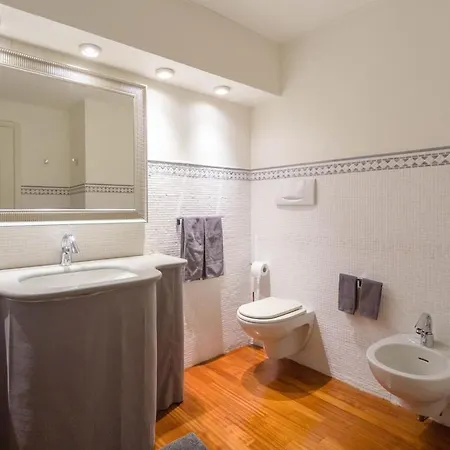 Eleonora Apartment
