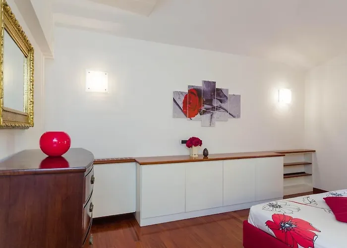 아파트 Eleonora *